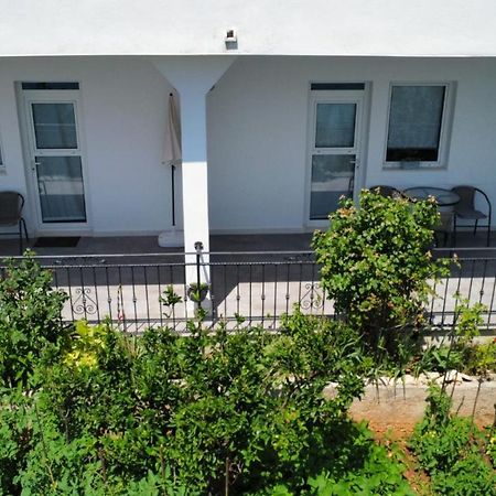 Apartmani Skalinada Marina Ngoại thất bức ảnh