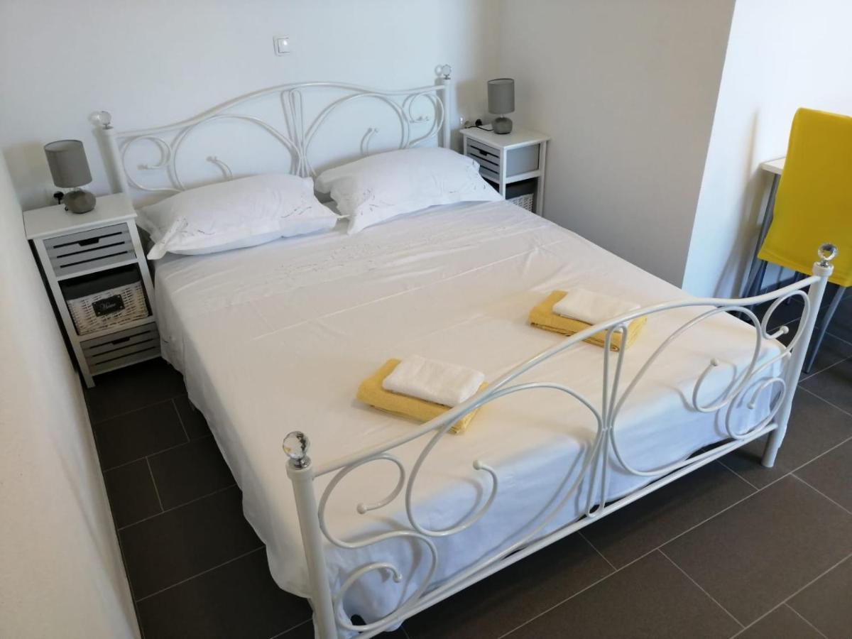 Apartmani Skalinada Marina Ngoại thất bức ảnh