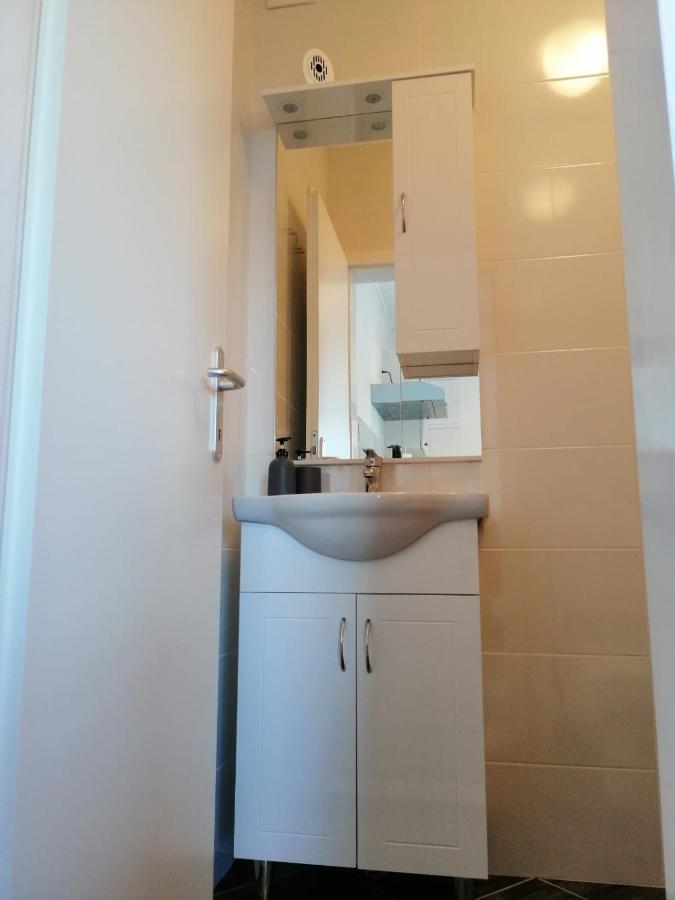 Apartmani Skalinada Marina Ngoại thất bức ảnh