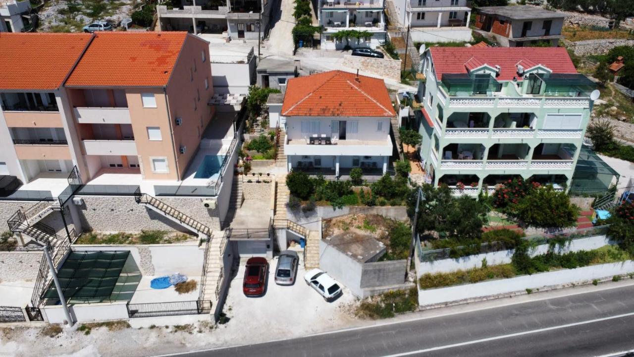 Apartmani Skalinada Marina Ngoại thất bức ảnh